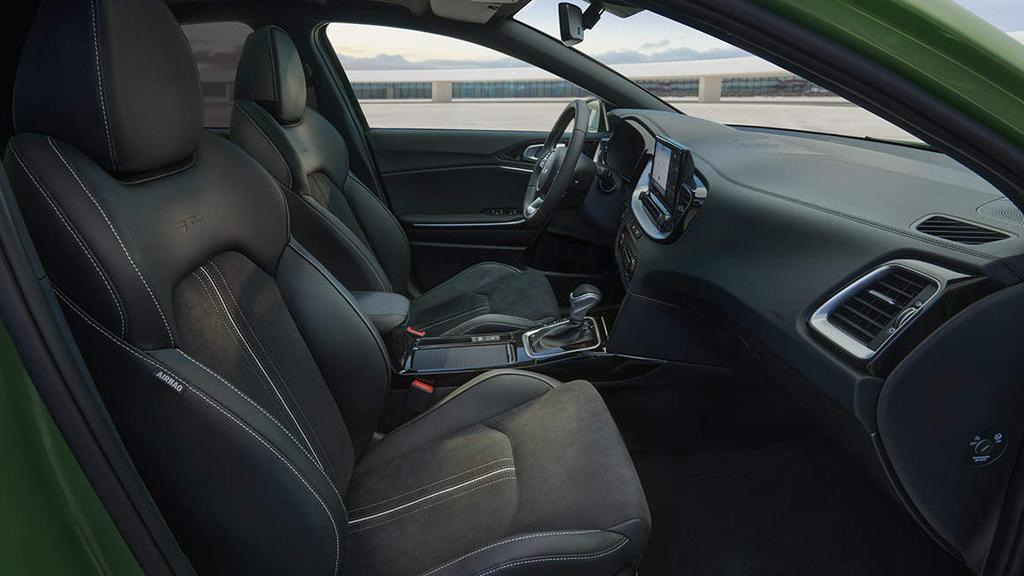 Kia_XCeed_17934_25541.webp