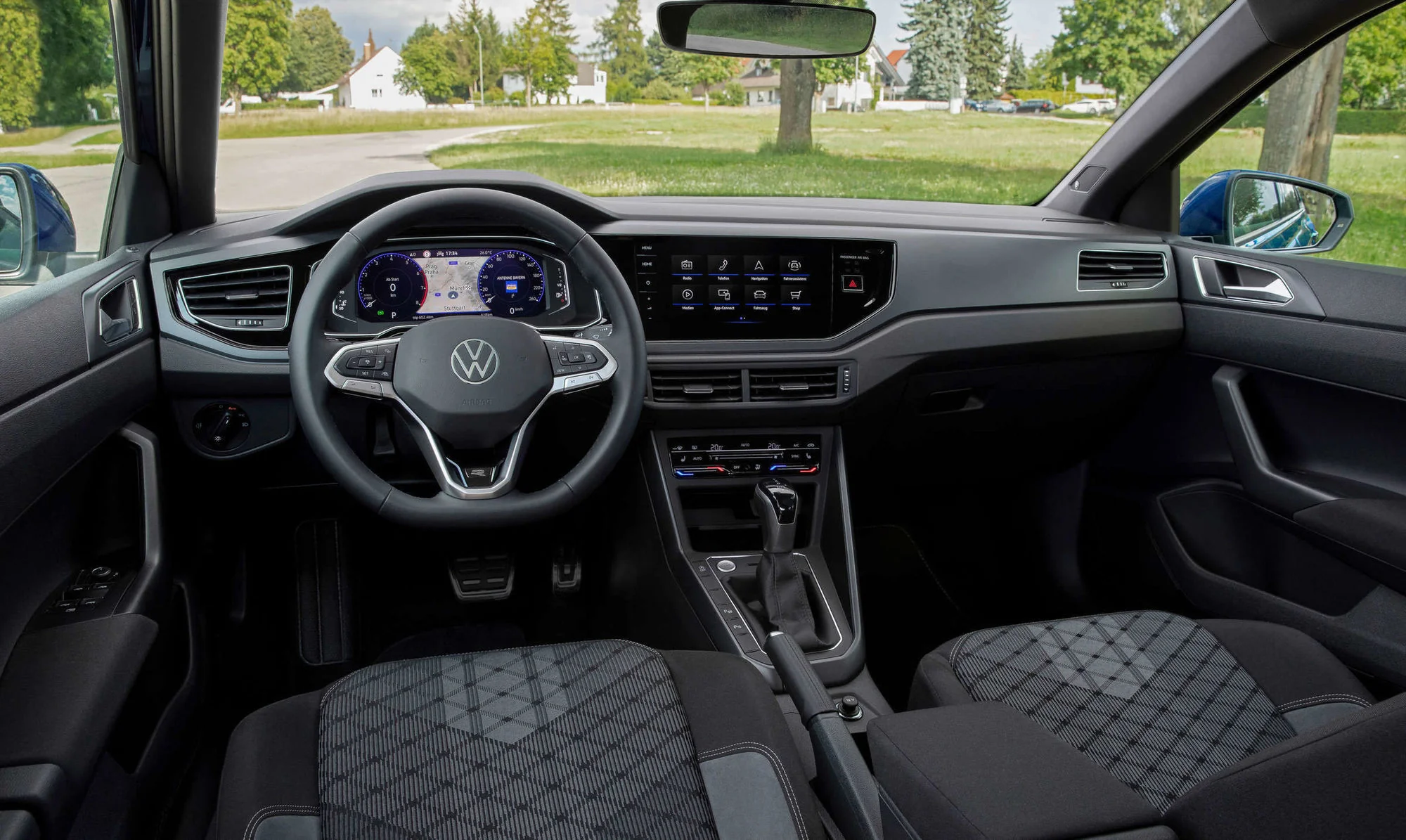 Volkswagen_Polo_17652_57394.webp