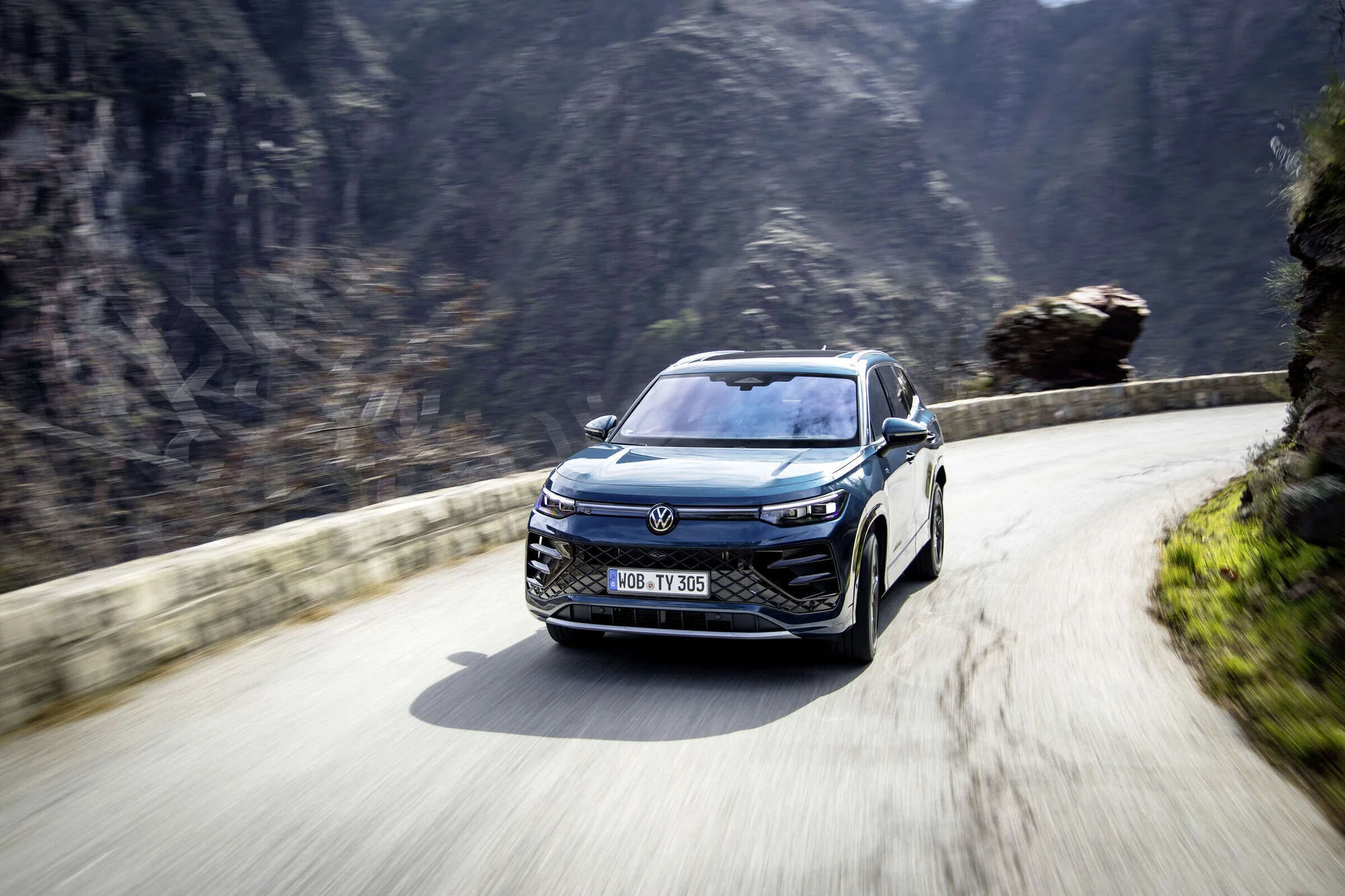 Volkswagen_Tayron_17669_57510.webp