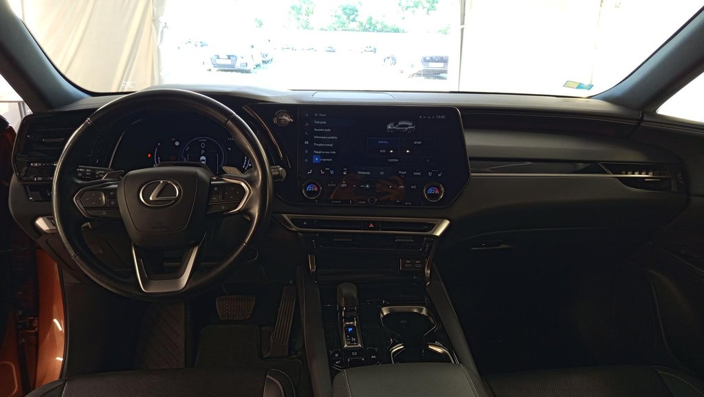 Lexus_RX_17827_58205.webp