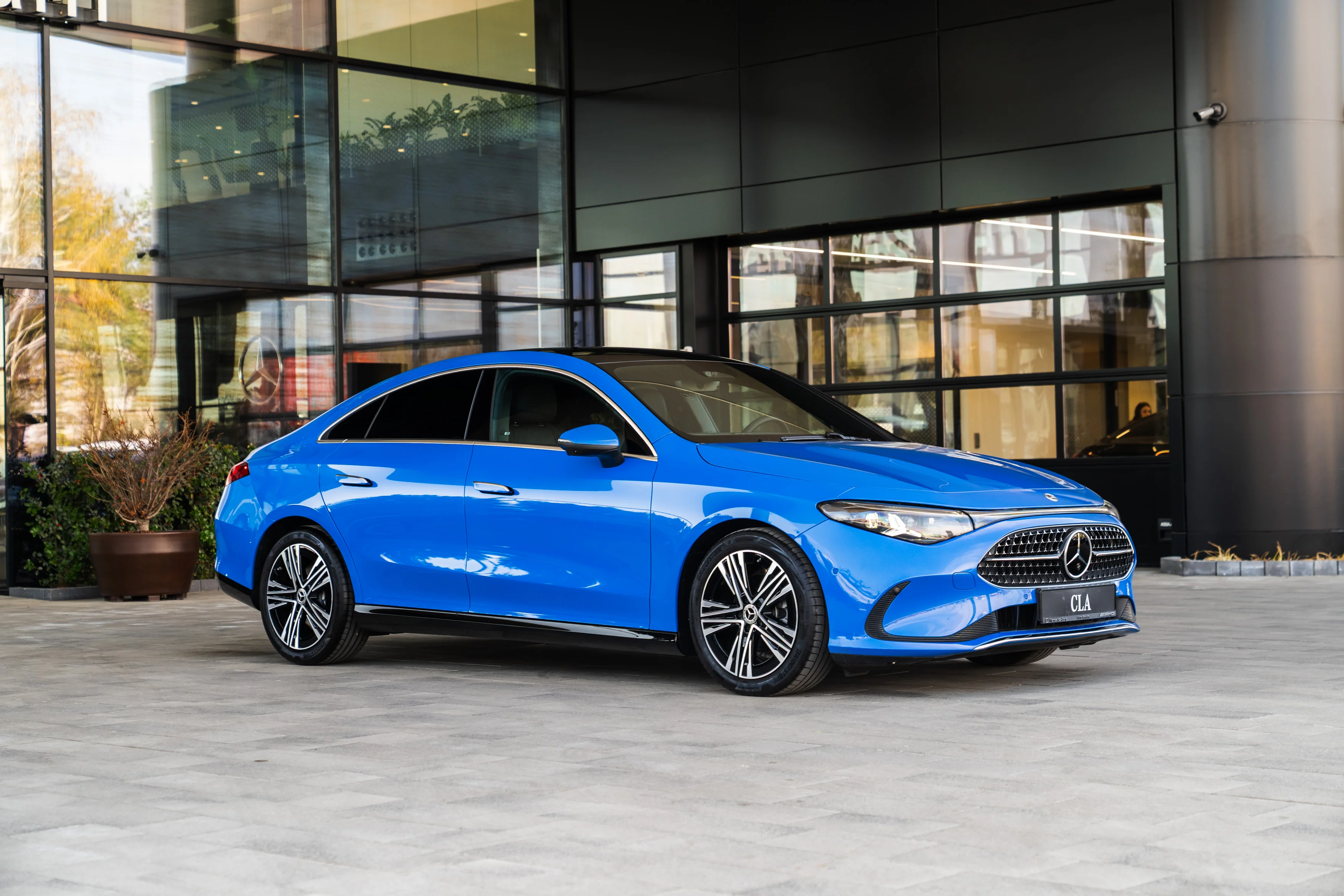Mercedes_CLA_17850_58275.webp