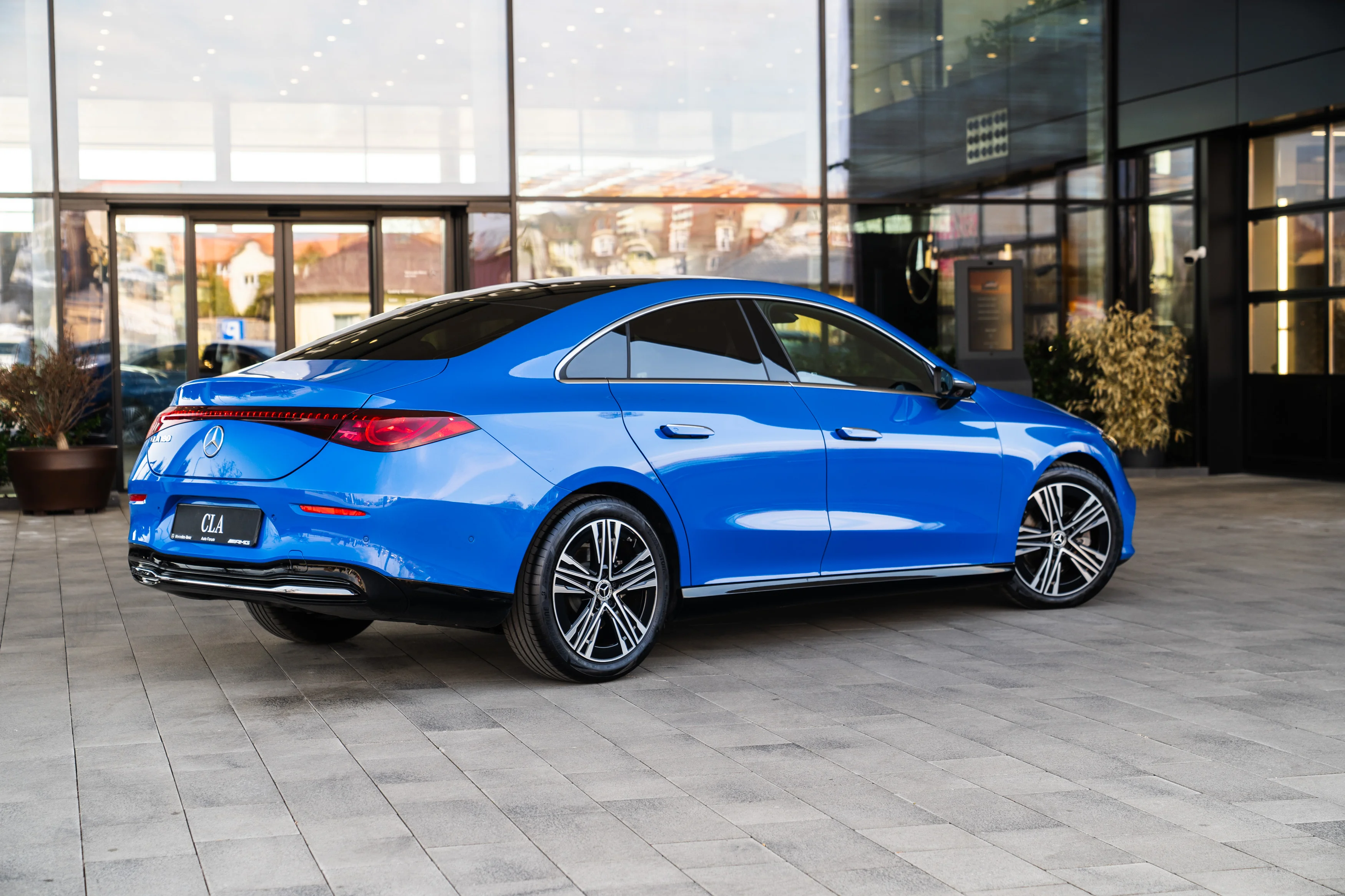 Mercedes_CLA_17850_58277.webp