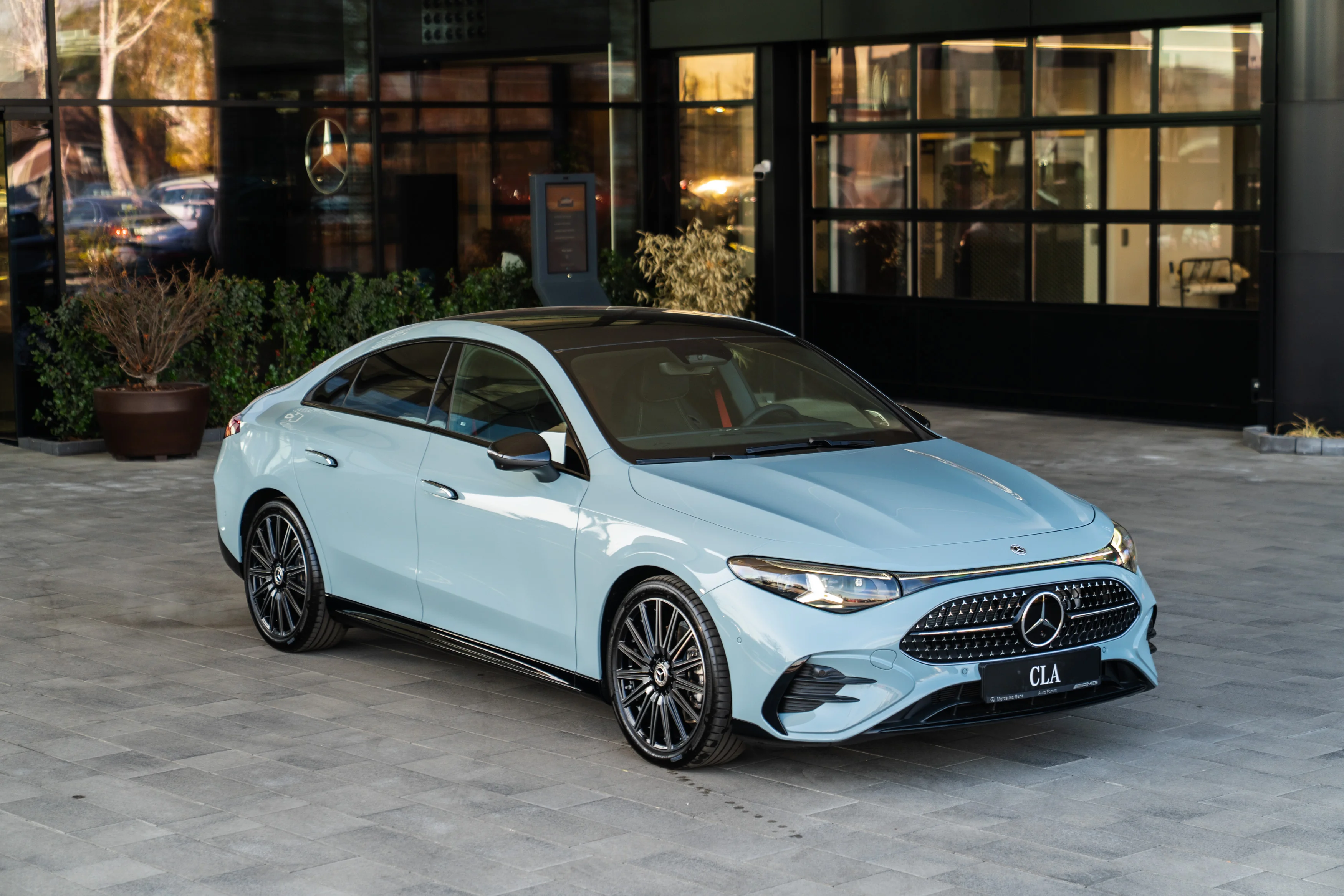 Mercedes_CLA_17852_58301.webp
