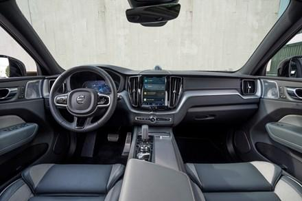 Volvo_XC60_17870_58465.webp