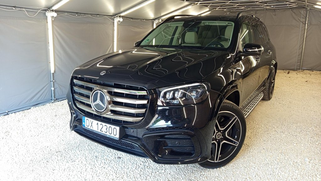 Mercedes_GLS_17945_59148.webp