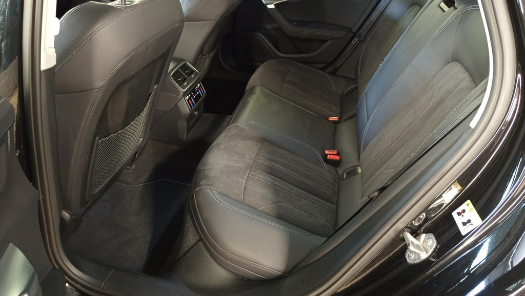 Audi_A6_16530_59470.webp