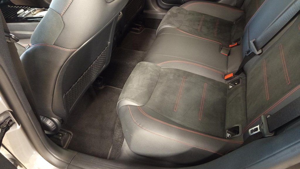 Mercedes_CLA_18001_59628.webp