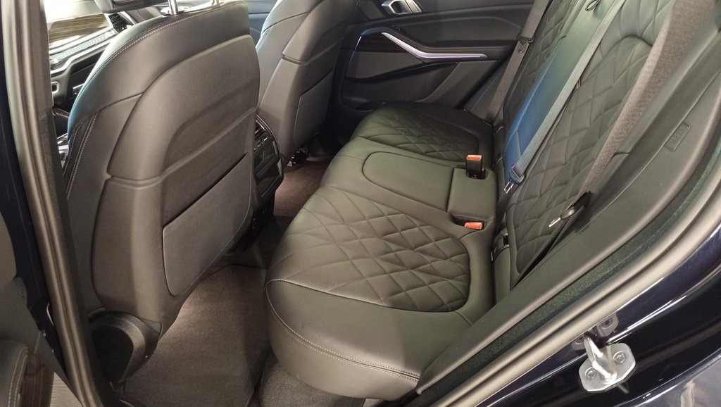 BMW_X5_18018_59772.webp