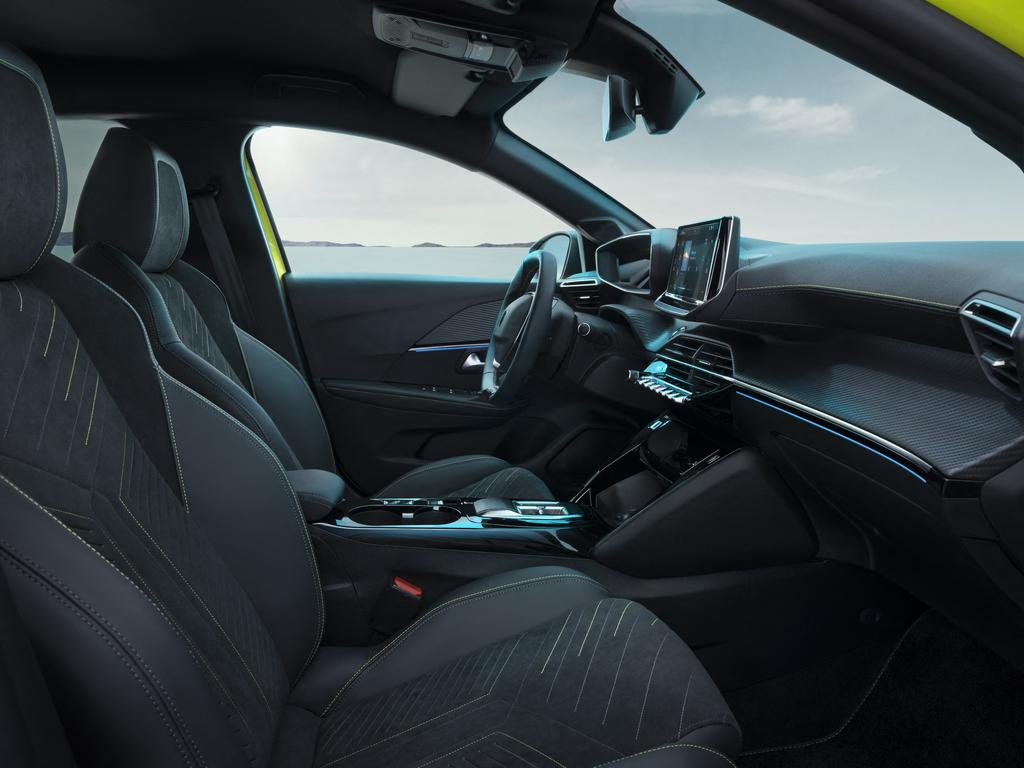 Peugeot_208_18292_61957.webp