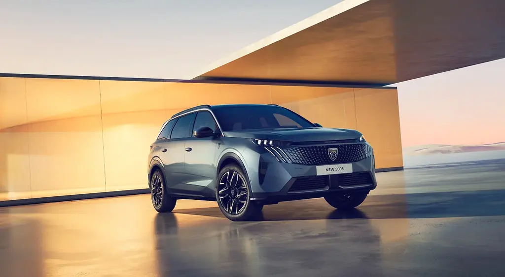 Peugeot_5008_18305_62026.webp