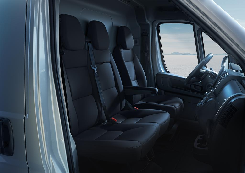 Peugeot_Boxer_18362_62767.webp