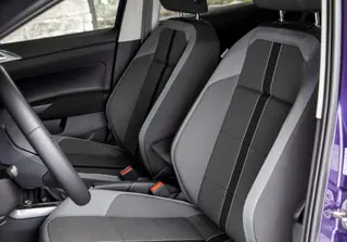 Volkswagen_Polo_17652_57395.webp