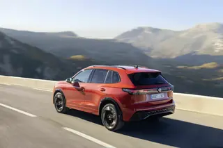 Volkswagen_Tiguan_17664_57491.webp