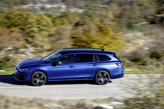 Volkswagen_Passat_17667_57505.webp