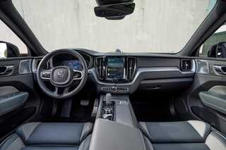Volvo_XC60_17861_58465.webp