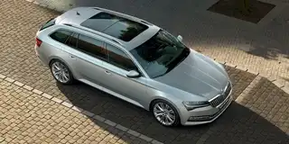 Skoda_Superb_16349_59213.webp