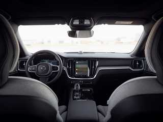 Volvo_V60_18078_60317.webp