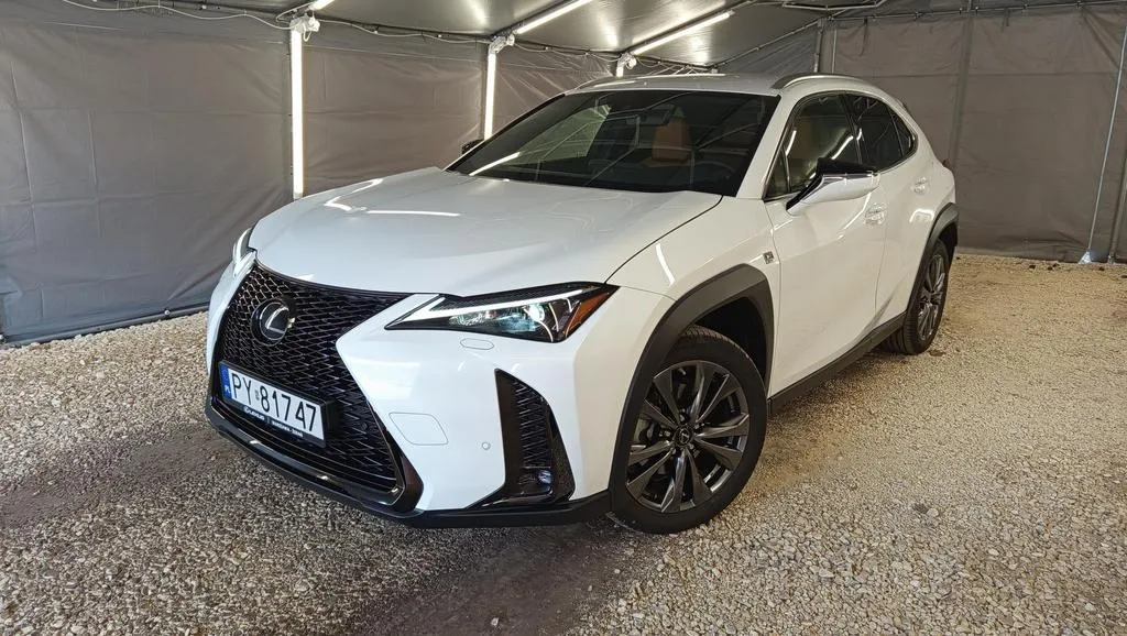 Lexus_UX_15307.webp