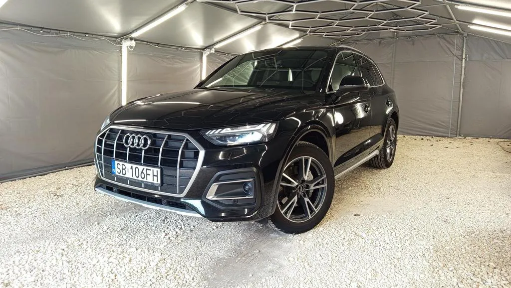 Audi_Q5_16620.webp