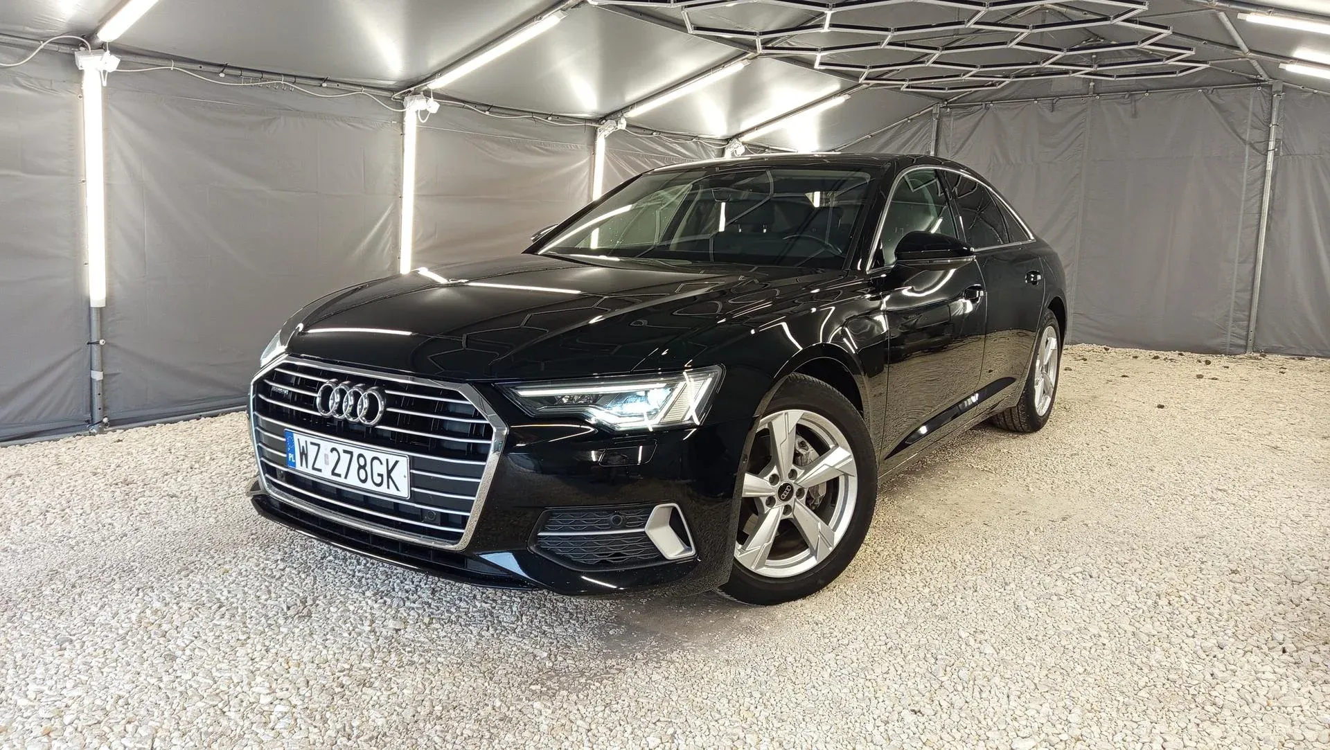 Audi_A6_16901.webp