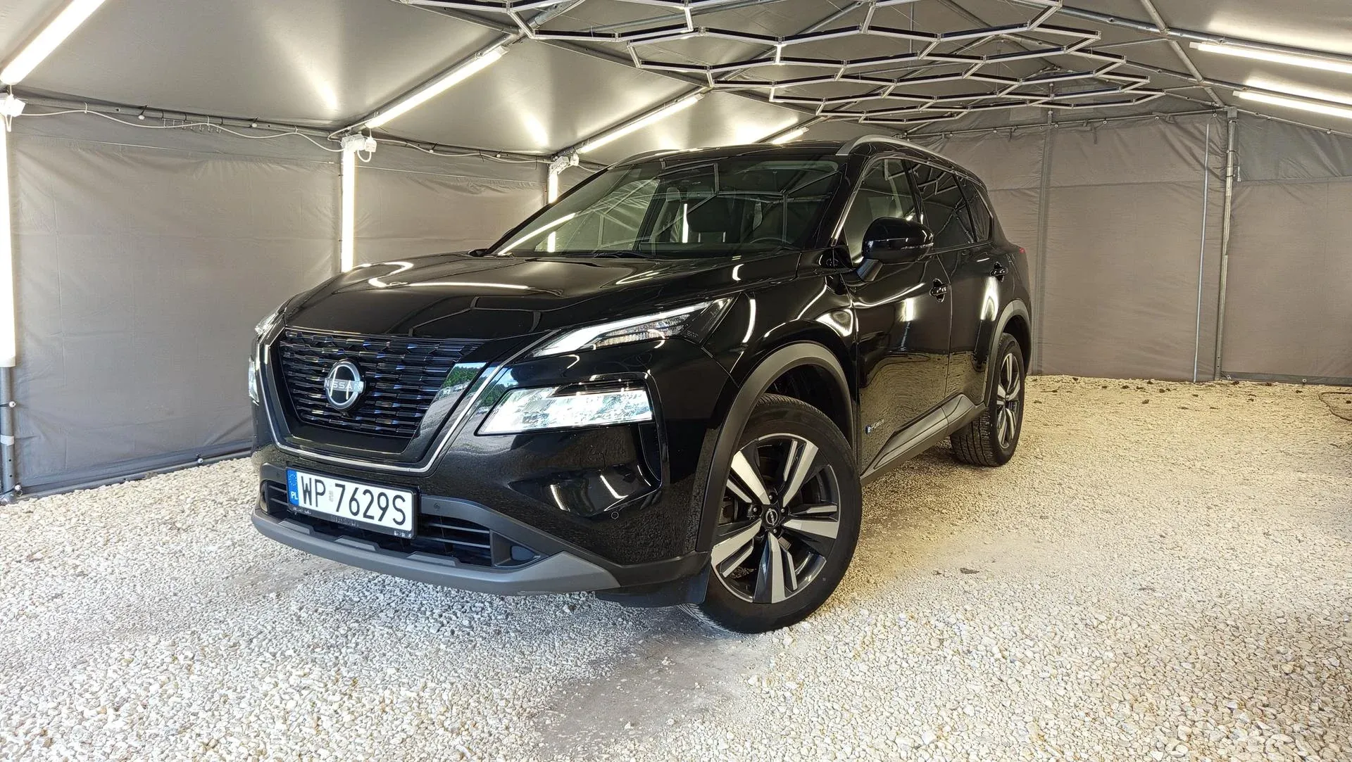 Nissan_X-Trail_16936.webp