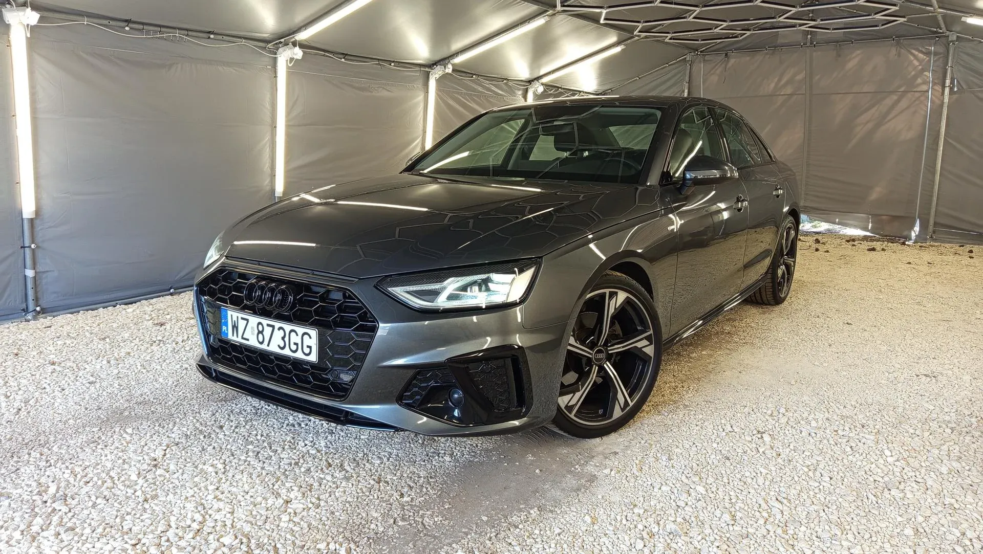 Audi_A4_16937.webp