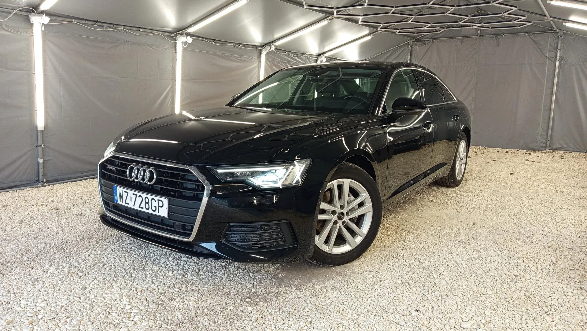 Audi_A6_16971.webp