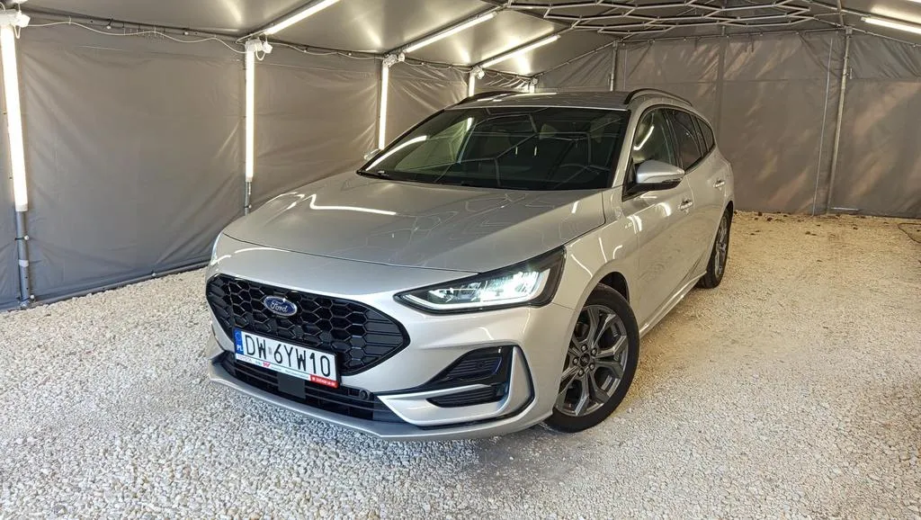 Ford_Focus_17153.webp