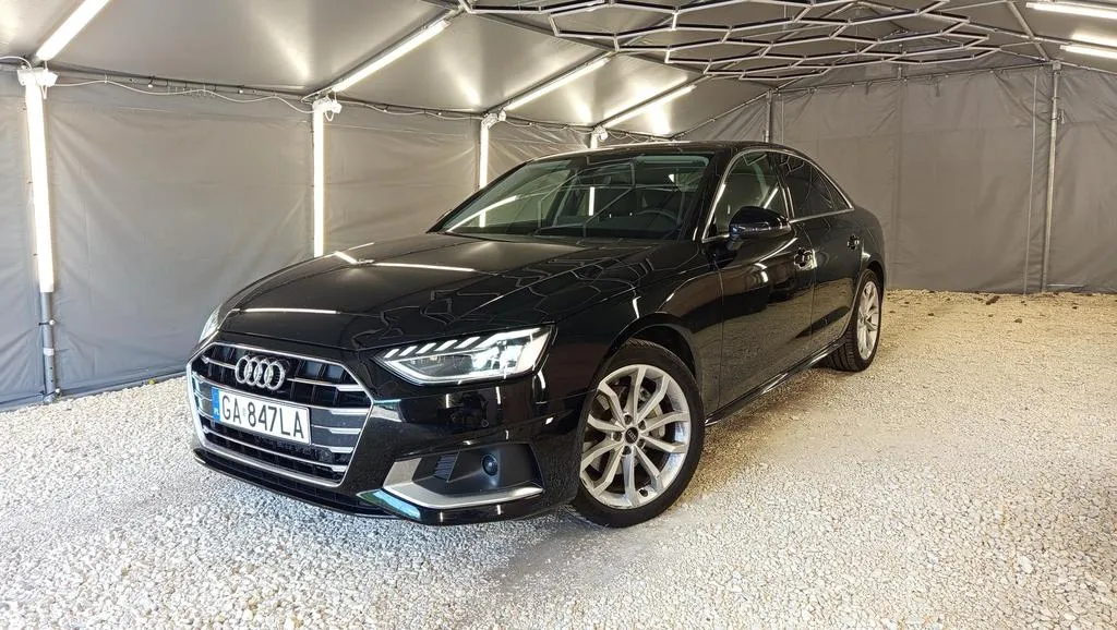 Audi_A4_17236.webp