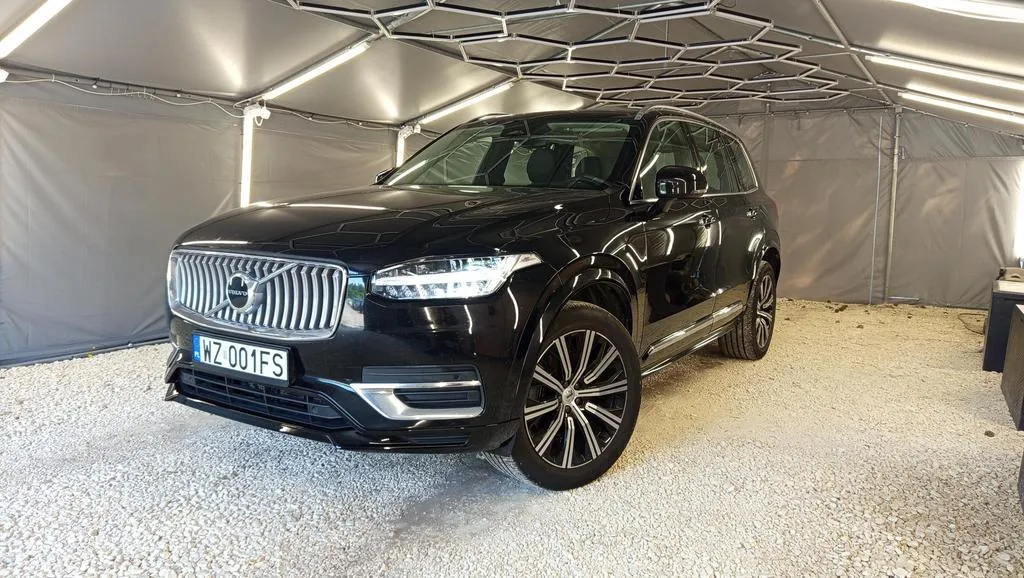 Volvo_XC90_17244.webp