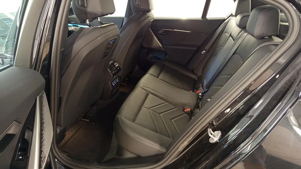 BMW_520d_17828_58213.webp