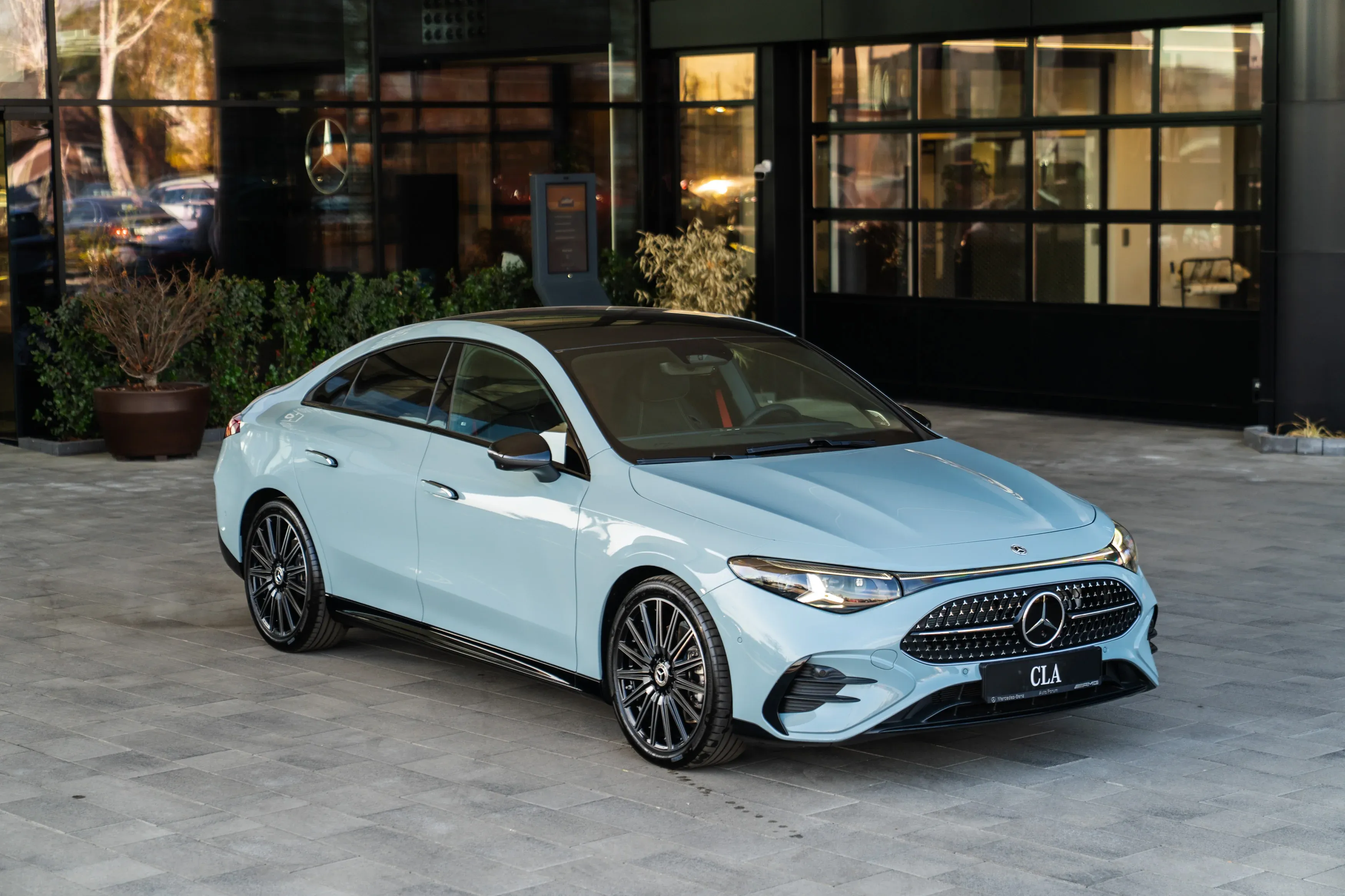 Mercedes_CLA_17852_58301.webp