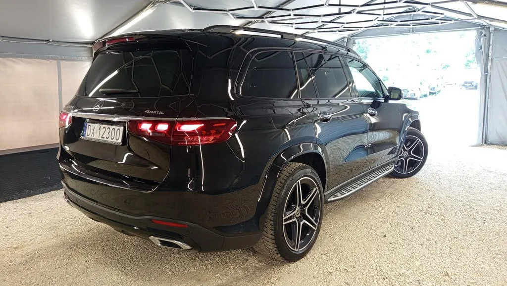 Mercedes_GLS_17945_59149.webp