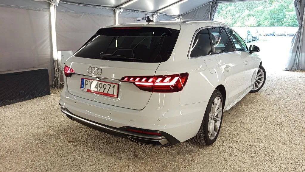 Audi_A4_17961_59387.webp