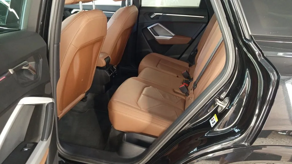 Audi_Q3_17974_59501.webp