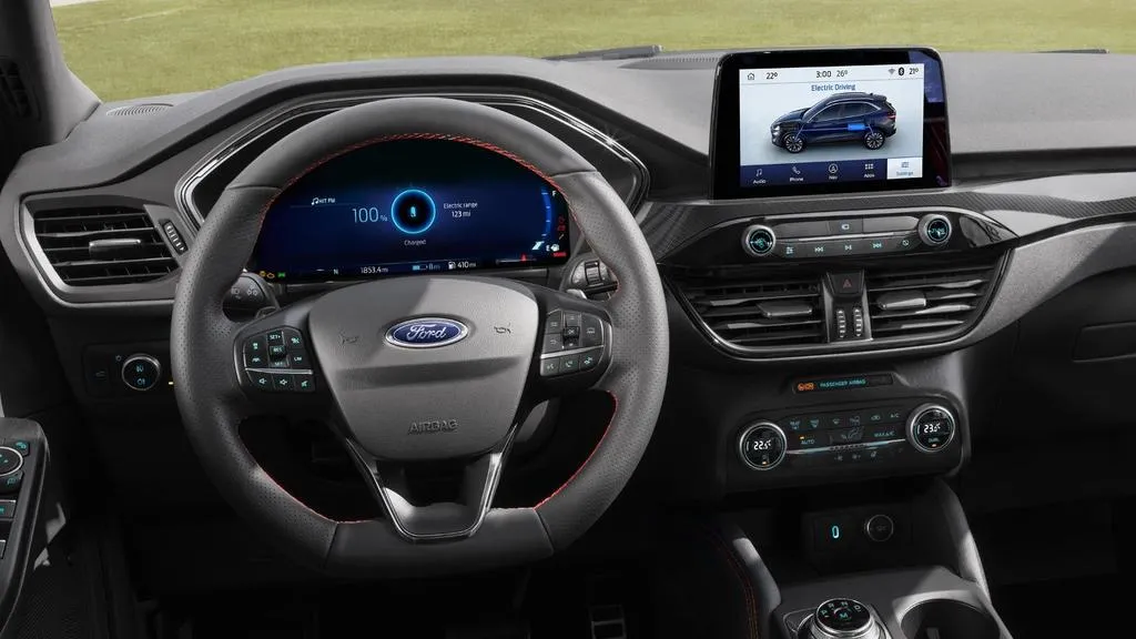 Ford_Kuga_18195_61656.webp