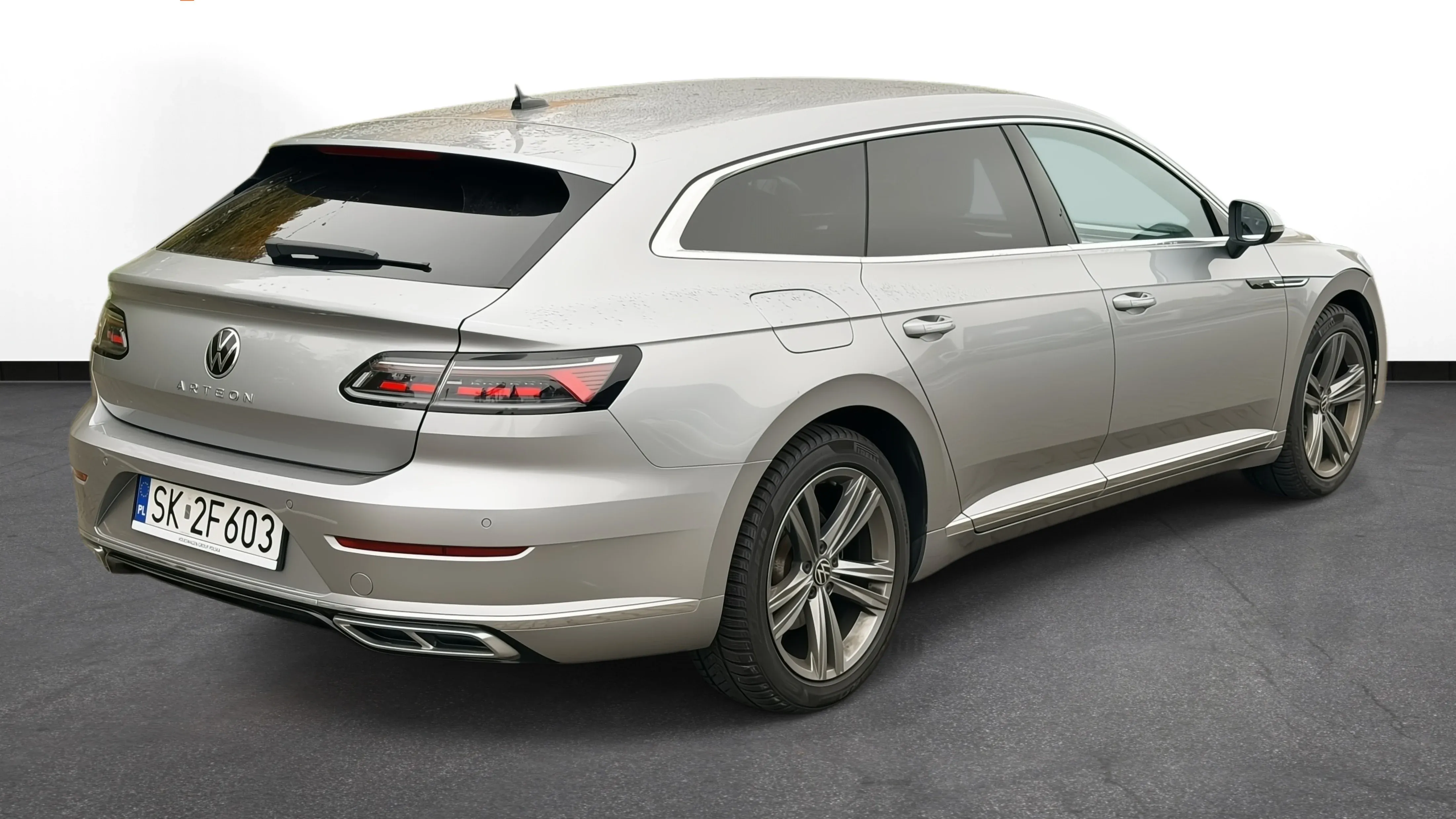 Volkswagen_Arteon_18273_61785.webp